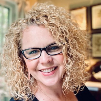Profile Picture of Leah Lowe (@LeahMLowe) on Twitter