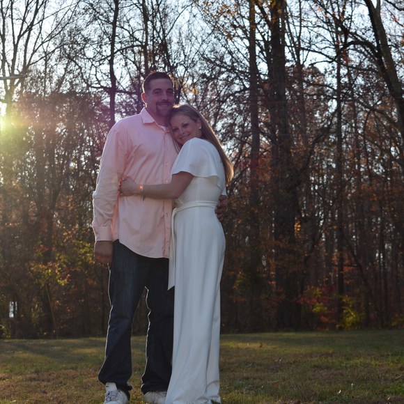 Profile Picture of Nicole Younts (@mommy050506) on Poshmark