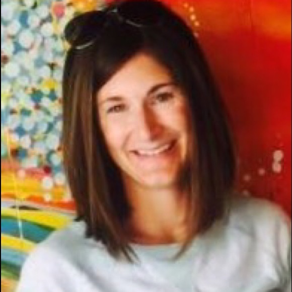 Bridgette Dammann - Poshmark Profile Picture of Bridgette Dammann (@bldammann) on Poshmark