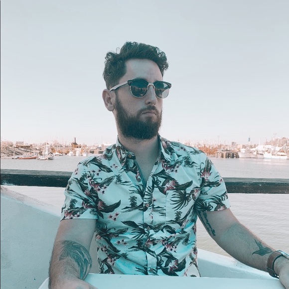 Profile Picture of Jared Tamez (@chesticles) on Poshmark