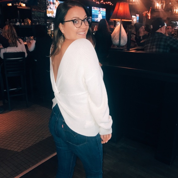 Profile Picture of Katarzyna Knitter (@kknitter92) on Poshmark