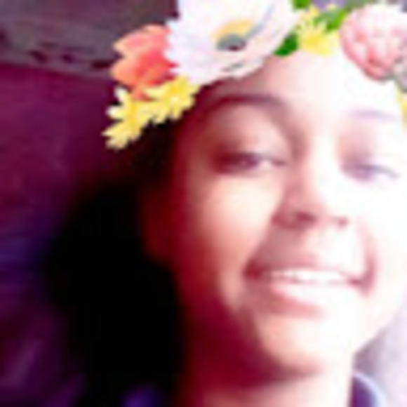 Profile Picture of Tequla Kizer (@kizete21) on Poshmark