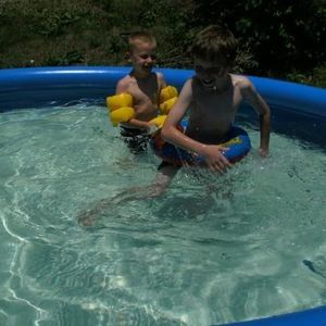 Profile Picture of Kimberly Lowe (@kimberly8966) on Myspace