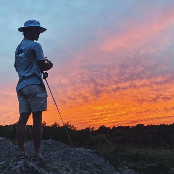 Profile Picture of Garrett Blatt (@gtopless) on Poshmark