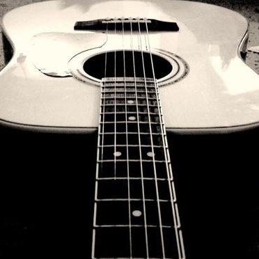 Profile Picture of Guitar_Man (@DownsHugh) on Twitter