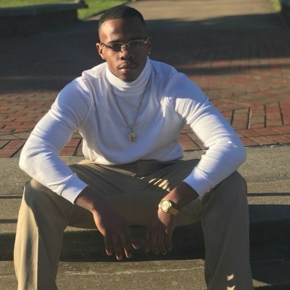 Profile Picture of Malik Shabazz (@malik3824) on Poshmark