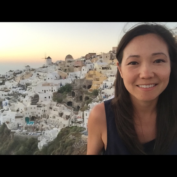 Profile Picture of Tina Shimizu (@tshimi) on Poshmark