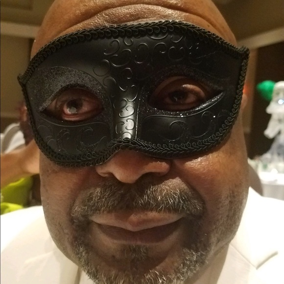 Profile Picture of Ralph Dupree (@ralphdupree) on Poshmark