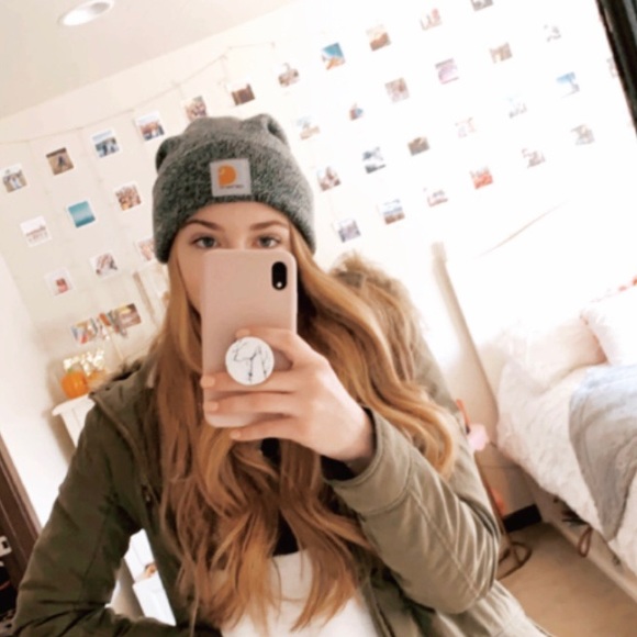 Profile Picture of Liv Lofstedt (@livloft) on Poshmark