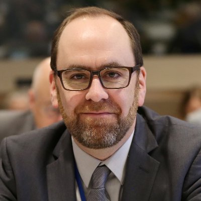 Profile Picture of Dr. Daniel Dunn (@danielcdunn) on Twitter