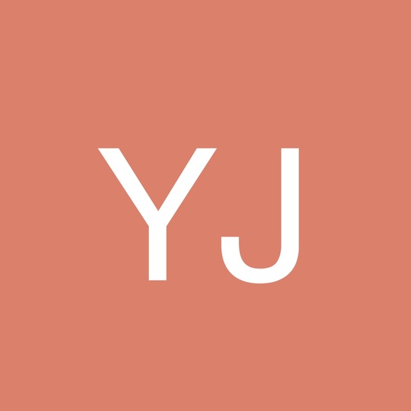 Profile Picture of Yygvvv Jjhhhhh (@hehjwjwshhehehb) on Poshmark
