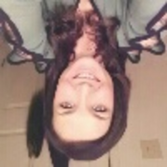 Jessica Etherington - Poshmark Profile Picture of Jessica Etherington (@etheringtonj) on Poshmark