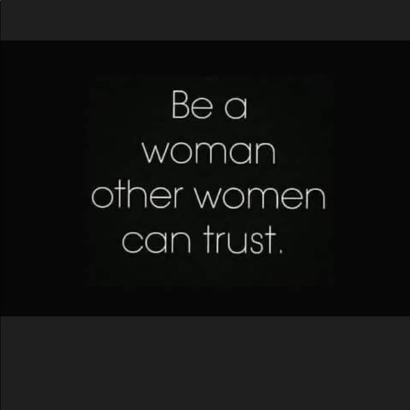 Profile Picture of Chuchis Lopez (@chuchis2019) on Poshmark