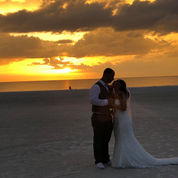 Profile Picture of Tyree Alexander (@footballknut) on Poshmark