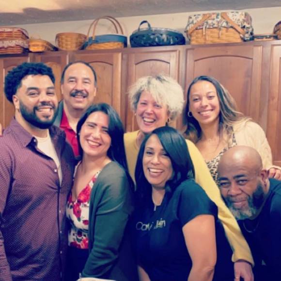 Chris Hewitt - Poshmark Profile Picture of Chris Hewitt (@chewitt2785) on Poshmark