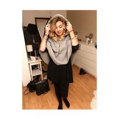 Profile Picture of Nina Niemuth (@ninaxalice) on Twitter