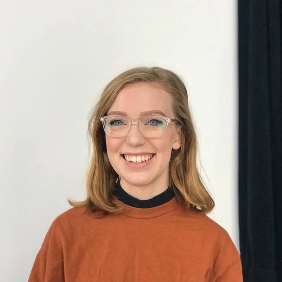 Profile Picture of Claire Corsten (@clairecorsten) on Poshmark