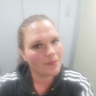 Profile Picture of Jasmin Hakim (@jasmin.hakim.923) on Facebook