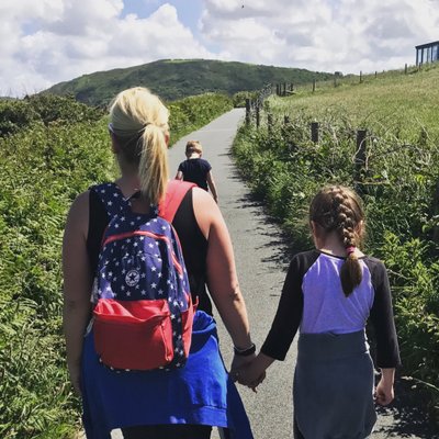 Profile Picture of Nicola J Holt (@NJ_Holt) on Twitter