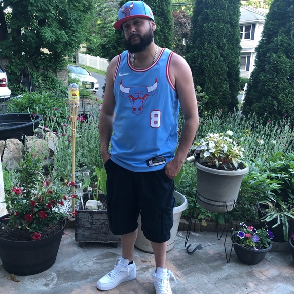 Profile Picture of Nathan Lopez (@natelopez794) on Poshmark