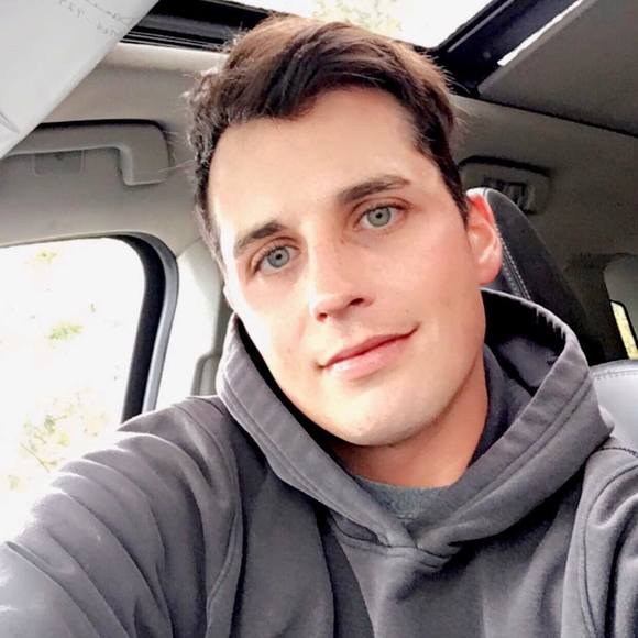 Profile Picture of Nathan Callison (@nathancallison) on Poshmark
