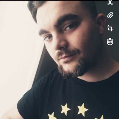 Profile Picture of John Vêtement Pas Cher (@PasVetement) on Twitter