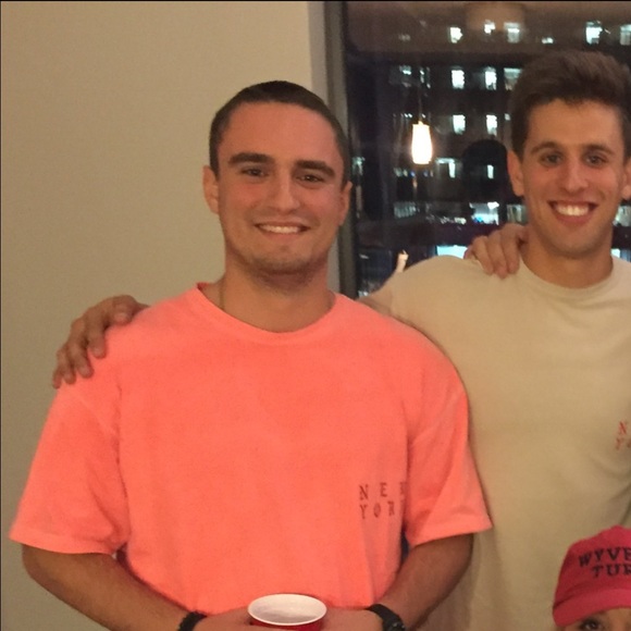 Profile Picture of Max Hoberman (@mhmax22) on Poshmark