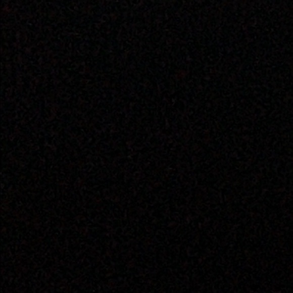 Profile Picture of Leia Pericles (@leiaa222_) on Poshmark