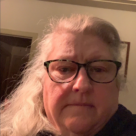 Profile Picture of Roberta Lane (@robertalane) on Poshmark