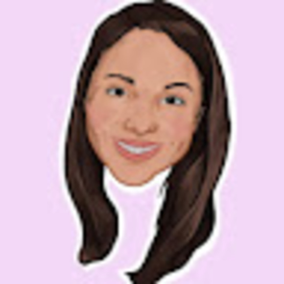 Profile Picture of Brianna Martone (@lovefrog24) on Poshmark