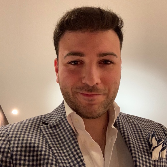 Profile Picture of Matteo Parodi (@mattepa) on Poshmark