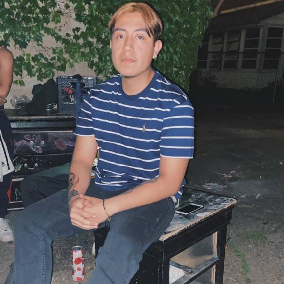 Profile Picture of Eric Perez (@ericperez) on Poshmark