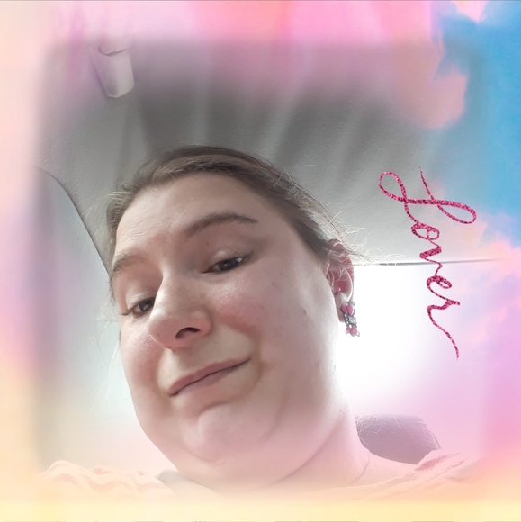Profile Picture of Kayla Prevette (@kaylaprevette) on Poshmark