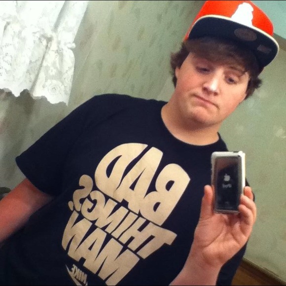 Profile Picture of Brendan Peters (@peters112) on Poshmark