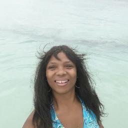 Profile Picture of Alecia Howard (@alecia3222) on Twitter