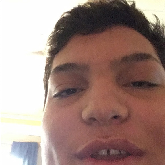 Profile Picture of Carlos Emanuel (@ccaarrlloossee) on Poshmark