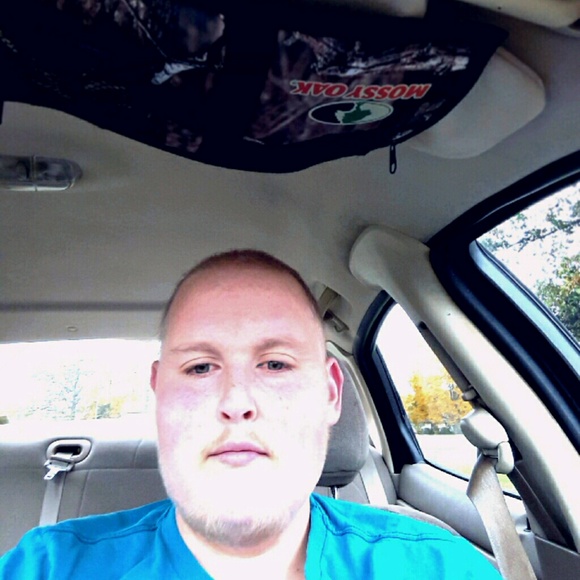 Profile Picture of Jeremy Woodall (@jsw23) on Poshmark