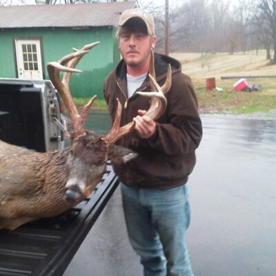 Profile Picture of Dustin Keeling (@DKeeling91) on Twitter