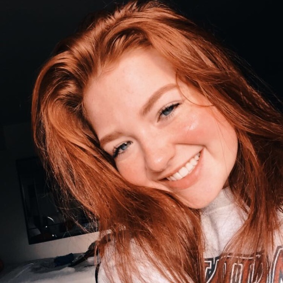 Profile Picture of •kendra• Moore (@kendramoore303) on Poshmark