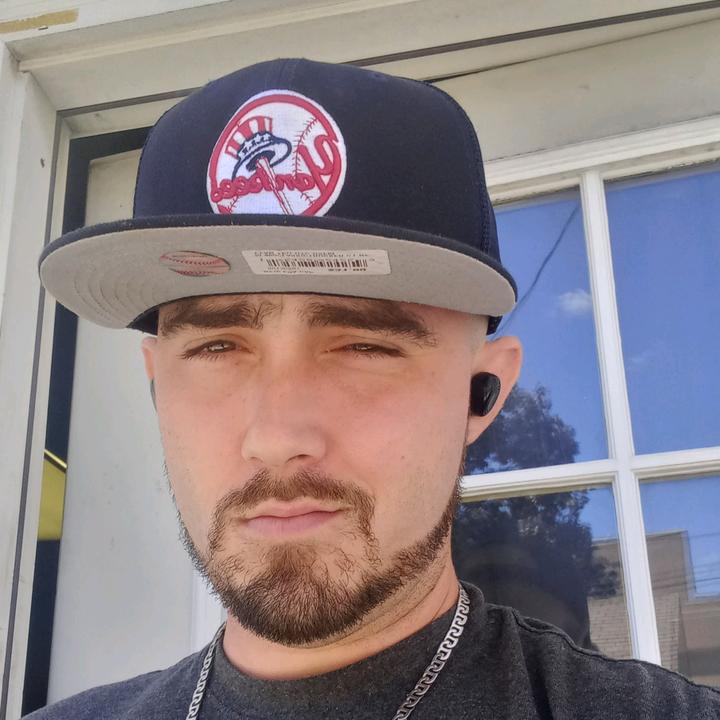 Profile Picture of lssbroly420 (@robertpohl4) on Tiktok