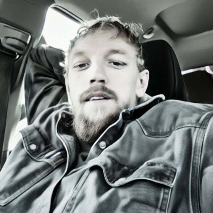 Profile Picture of Justin Hallmon (@rj_hallmon22) on Tiktok