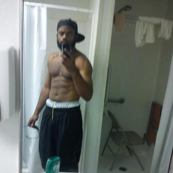 Profile Picture of Buddy Floss (@buddymfinfloss) on Poshmark