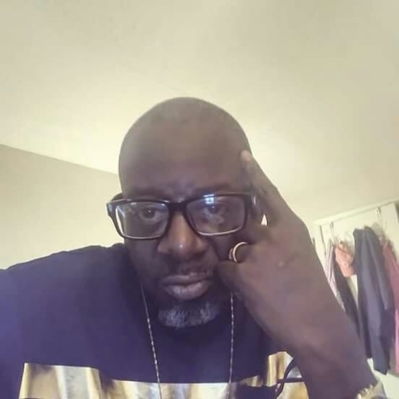 Profile Picture of John Dixon (@jdsmoney) on Poshmark