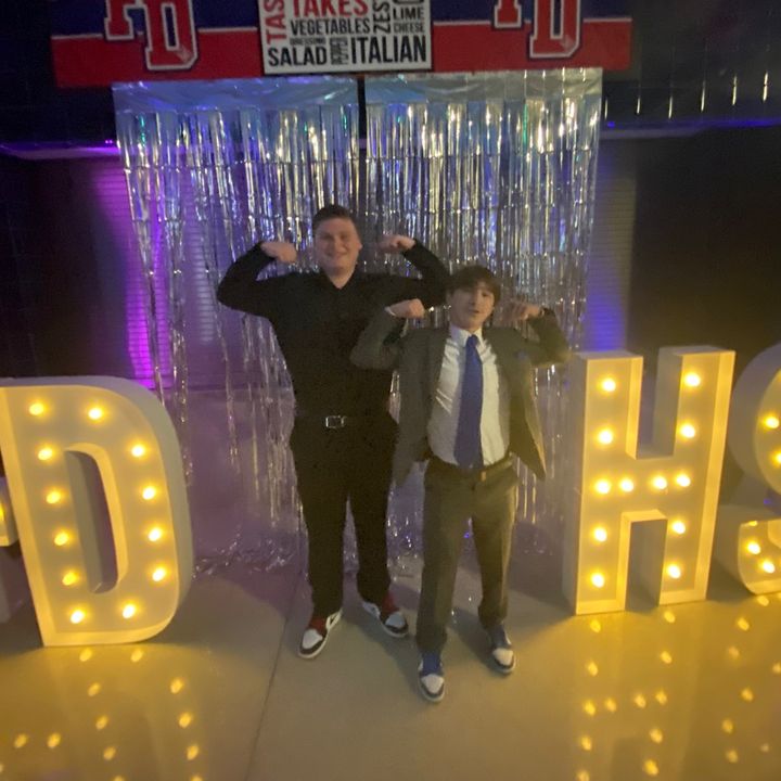 Profile Picture of Mark (@markratesfood) on Tiktok