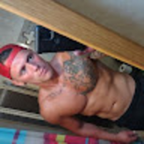 Profile Picture of Nathan Schnitzler (@powerpress2792) on Poshmark