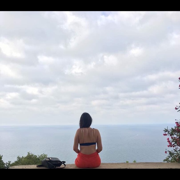 Profile Picture of Yasmina Khoury (@yask27) on Poshmark