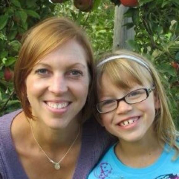 Andrea Favret - Poshmark Profile Picture of Andrea Favret (@angfavret) on Poshmark