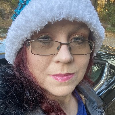 Profile Picture of Michelle Cheek (@cheekcreations) on Twitter