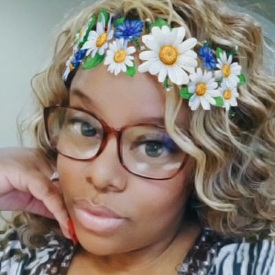 Profile Picture of Nicole Fletcher (@RoyaltyThaOne) on Twitter