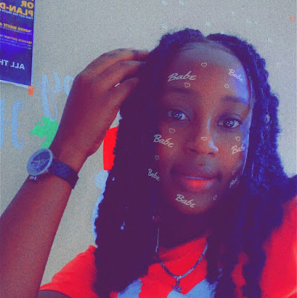 Profile Picture of Shantae Kenton (@skenton257) on Poshmark